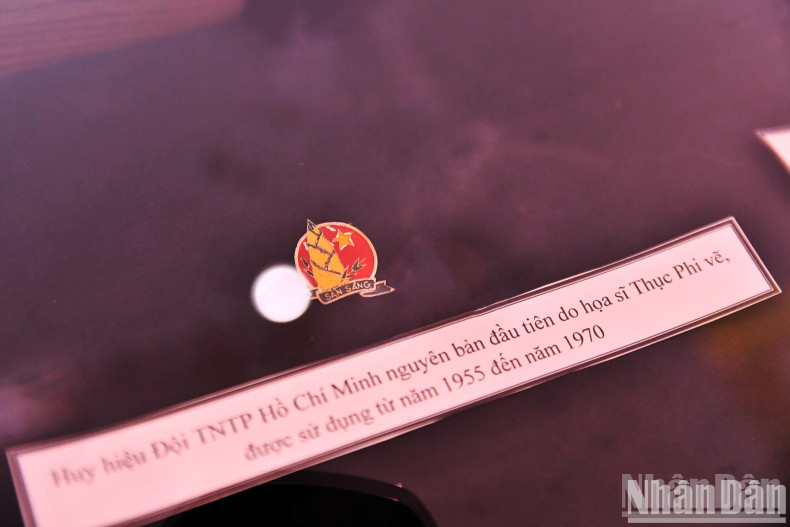 The original badge of the Ho Chi Minh Young Pioneer Organisation.