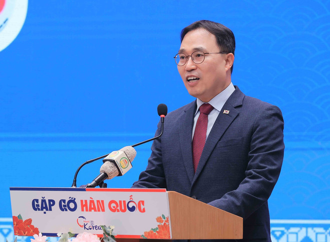 RoK Ambassador to Viet Nam Choi Youngsam speaks at the event (Photo: VNA)