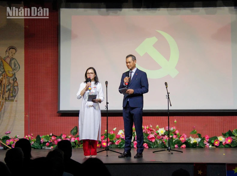 The UGVF President emphasised that the 50th anniversary of the Liberation of the South and National Reunification is of profound significance for generations of overseas Vietnamese in France.