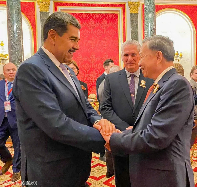 Party General Secretary To Lam meets with Venezuelan President Nicolas Maduro in Moscow. (Photo: baoquocte.vn)