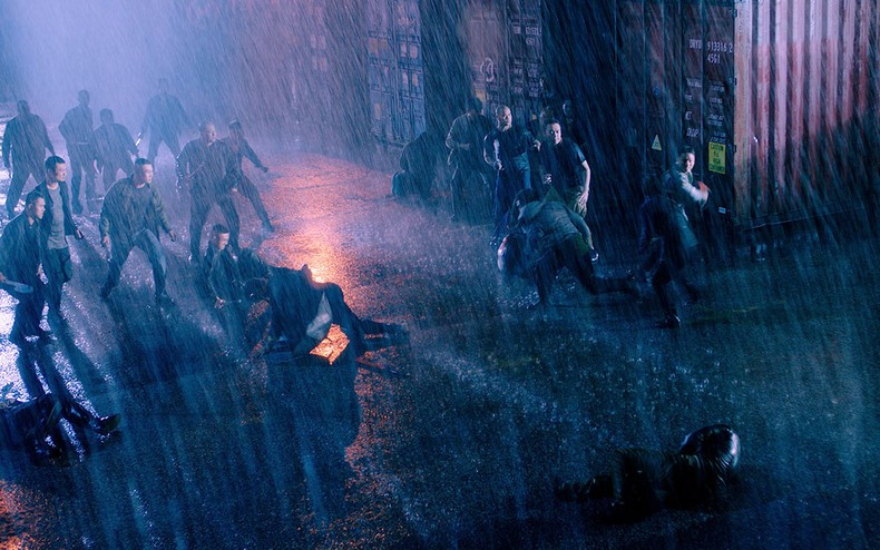 Many thrilling action scenes were performed at Dinh Vu container port (Hai Phong).