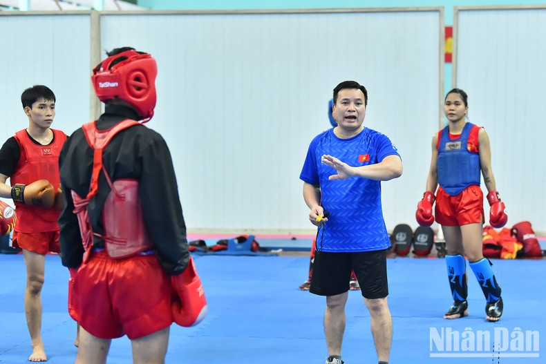 According to coach Le Cong But, Kun Bokator has many similarities with Vietnamese traditional martial arts. According to coach Le Cong But, Kun Bokator has many similarities with Vietnamese traditional martial arts.