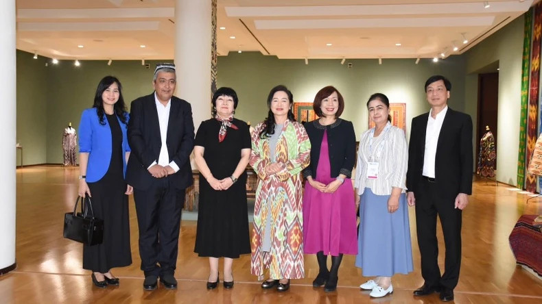 Nguyen Thi Thanh Nga, Spouse of National Assembly Chairman Tran Thanh Man, and delegates. Nguyen Thi Thanh Nga, Spouse of National Assembly Chairman Tran Thanh Man, and delegates.