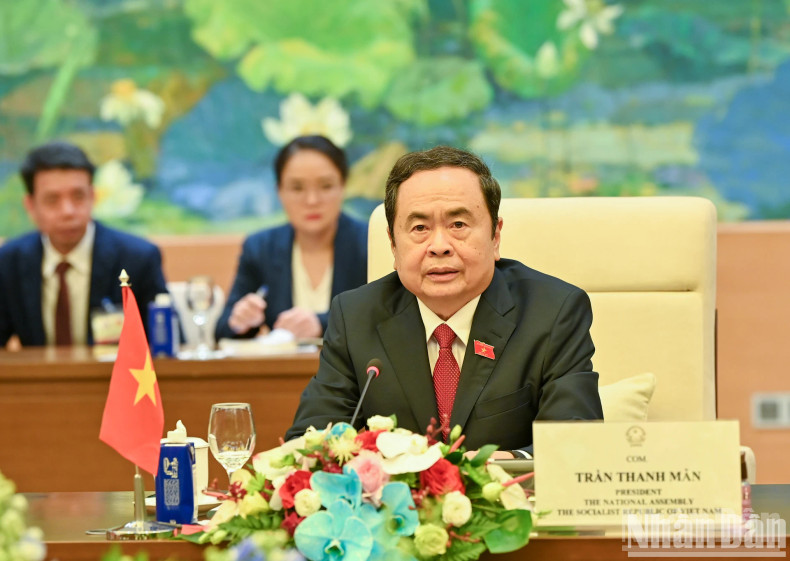 NA Chairman Tran Thanh Man speaks at the meeting. NA Chairman Tran Thanh Man speaks at the meeting.