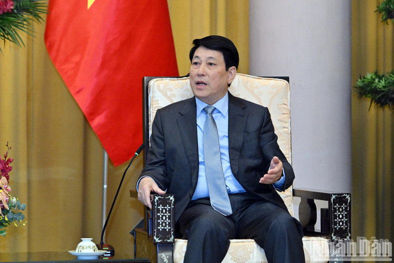 President Luong Cuong speaks at the reception.