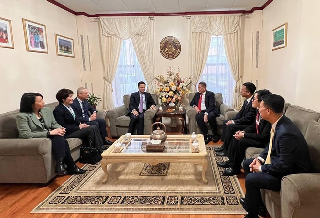 At the Cambodian permanent mission to the UN in New York. (Photo: VNA)