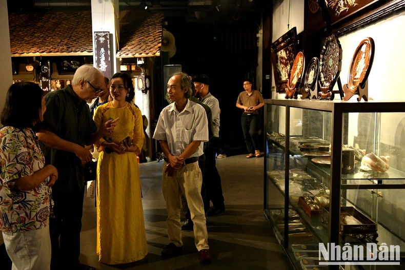 Currently, the Chuyen My's craft products are not only famous domestically but also internationally, gradually making Chuyen My one of the craft village tourism destinations in Phu Xuyen district. Currently, the Chuyen My's craft products are not only famous domestically but also internationally, gradually making Chuyen My one of the craft village tourism destinations in Phu Xuyen district.