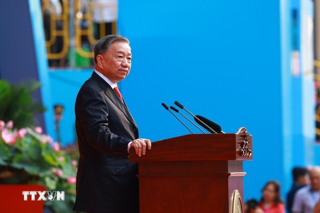 Party General Secretary To Lam delivers the address at the national ceremony and parade in celebration of the 50th anniversary of the liberation of the South and national reunification. (Photo: VNA) Party General Secretary To Lam delivers the address at the national ceremony and parade in celebration of the 50th anniversary of the liberation of the South and national reunification. (Photo: VNA)