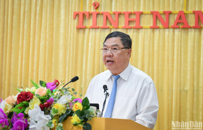 Pham Gia Tuc, Member of the Party Central Committee, Secretary of Nam Dinh Provincial Party Committee, speaking at the conference. Pham Gia Tuc, Member of the Party Central Committee, Secretary of Nam Dinh Provincial Party Committee, speaking at the conference.