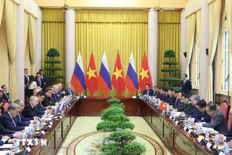 President To Lam and Russian President Vladimir Putin hold talks. (Photo: VNA) President To Lam and Russian President Vladimir Putin hold talks. (Photo: VNA)