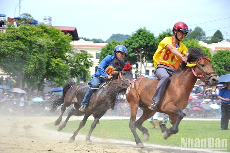 The last effort to reach the finish line