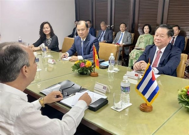 Vietnam, Cuba bolster cooperation in ideological, communications work ảnh 1 Vietnam, Cuba bolster cooperation in ideological, communications work ảnh 1