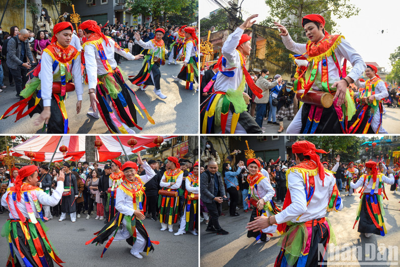 The highlight of the festival was a performance of a ‘Con Di Danh Bong’ folk dance, during which men dress up as women and dance. The highlight of the festival was a performance of a ‘Con Di Danh Bong’ folk dance, during which men dress up as women and dance.
