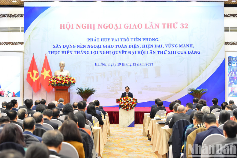 Overview of the ceremony.