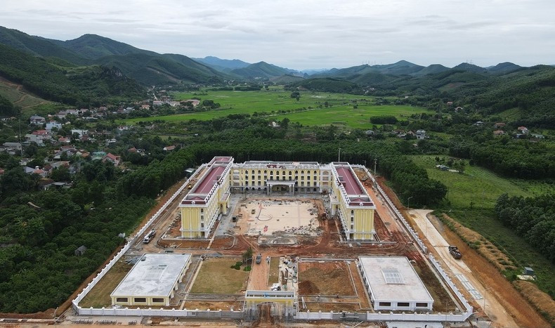 The Quang La Middle School and High School project is under construction. (Photo: giaoduc.net.vn)