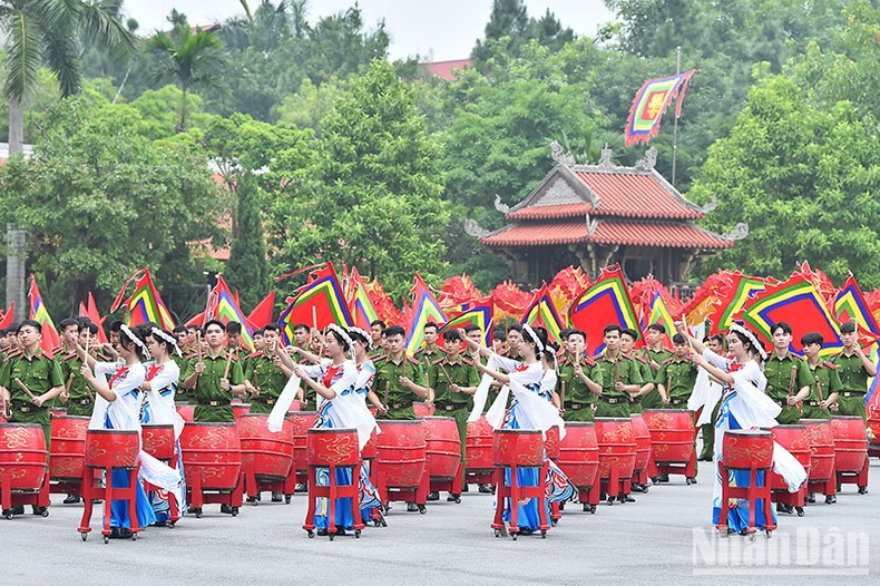 A drum performance at the ceremony. A drum performance at the ceremony.