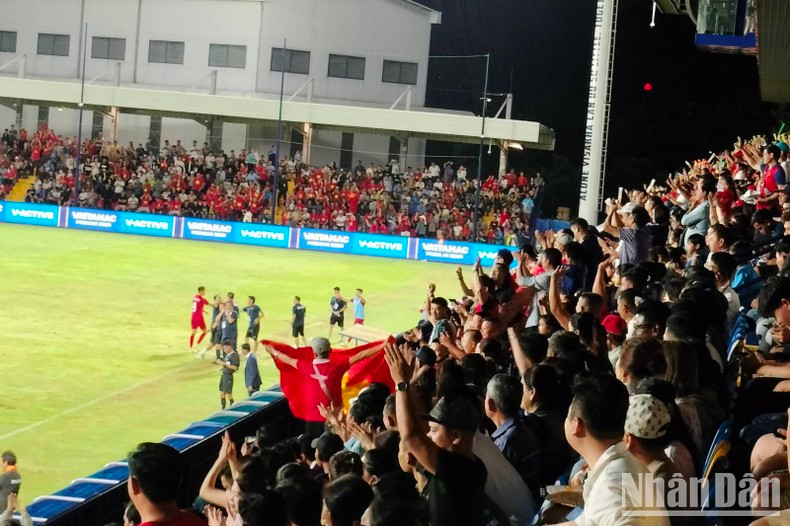 The Overseas Vietnamese community in Cambodia excited at beautiful goals of U22 Vietnam. The Overseas Vietnamese community in Cambodia excited at beautiful goals of U22 Vietnam.