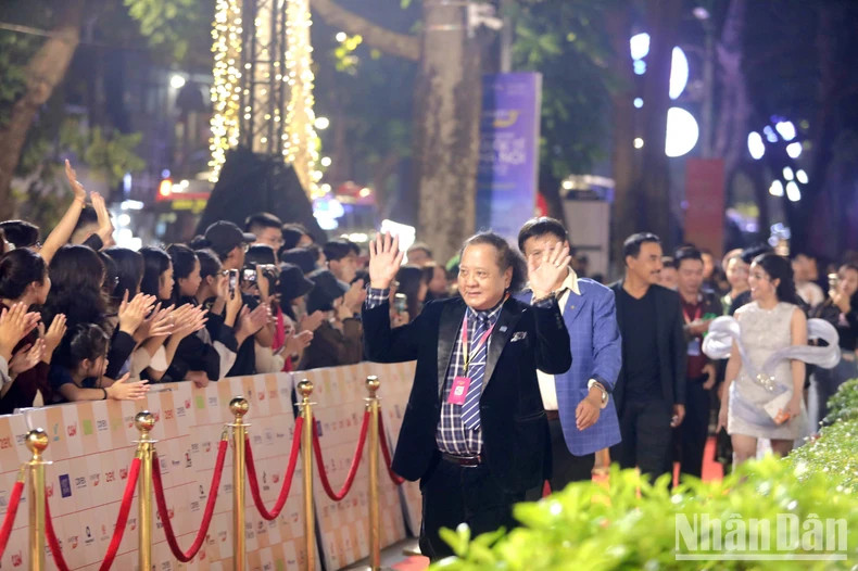 Chairman of the Vietnam Cinema Association, Do Lenh Hung Tu, at the Film Festival.