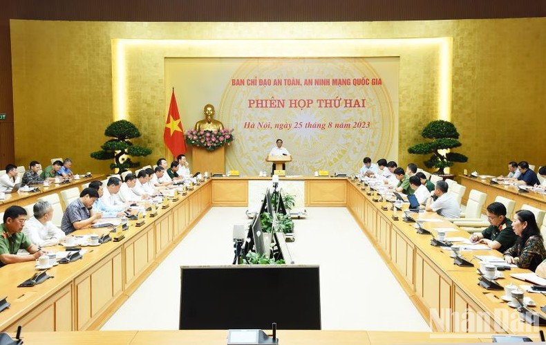 At the meeting (Photo: NDO)