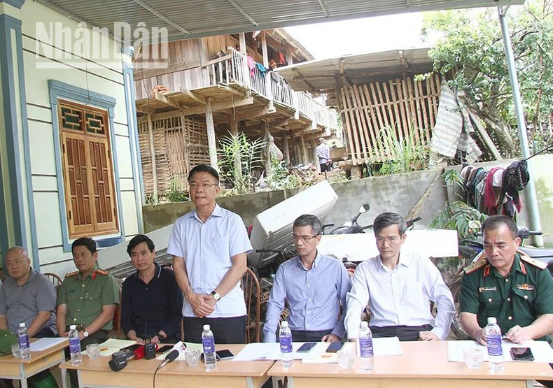 Deputy PM Le Thanh Long, Deputy Prime Minister, expressed his sympathy for the difficulties of the people of Son La.