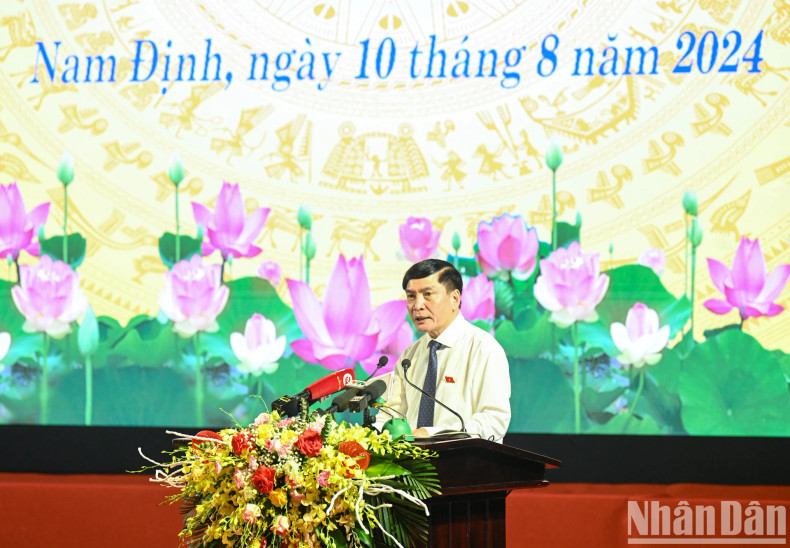 General Secretary of the National Assembly (NA) and Chairman of the NA Office Bui Van Cuong announces the Resolution of the National Assembly Standing Committee. General Secretary of the National Assembly (NA) and Chairman of the NA Office Bui Van Cuong announces the Resolution of the National Assembly Standing Committee.