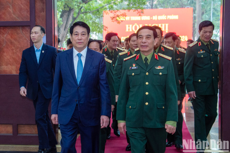 President Luong Cuong attends the 2024 National Military-Political Conference.