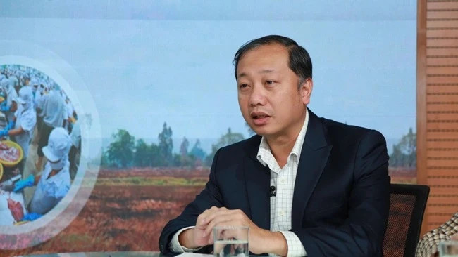 Deputy Director of the Plant Protection Department under the Ministry of Agriculture and Rural Development (MARD) Nguyen Quang Hieu affirmed: It can be said that the 11-month summary figure of agricultural, forestry and fishery exports is quite surprising. Just counting the 11 months, the export turnover of vegetables and fruits alone has exceeded the whole year of 2023 by 1 billion USD. Deputy Director of the Plant Protection Department under the Ministry of Agriculture and Rural Development (MARD) Nguyen Quang Hieu affirmed: It can be said that the 11-month summary figure of agricultural, forestry and fishery exports is quite surprising. Just counting the 11 months, the export turnover of vegetables and fruits alone has exceeded the whole year of 2023 by 1 billion USD.