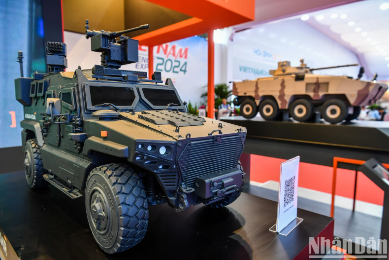 Visitors can scan the QR code to look up detailed information. Visitors can scan the QR code to look up detailed information.