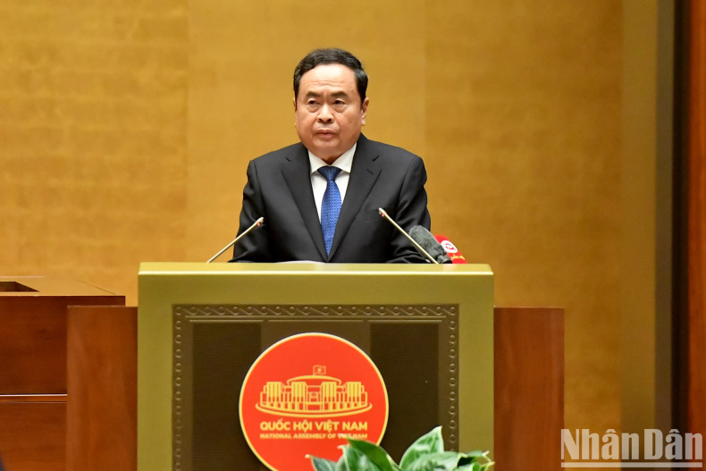 Tran Thanh Man, Politburo member, Chairman of the National Assembly, delivers a speech on the topic "Removing institutional bottlenecks".