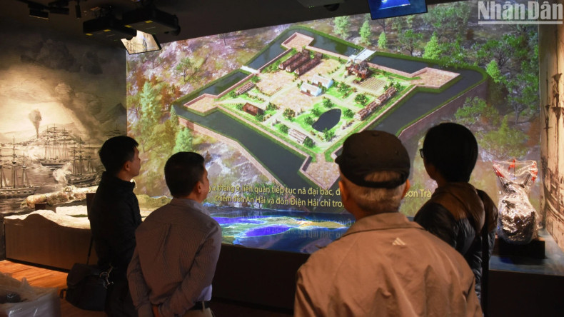 The exhibition spaces are all designed with graphics and automatic opening films to serve visitors and learn about the history of Da Nang. (Photo: ANH DAO) The exhibition spaces are all designed with graphics and automatic opening films to serve visitors and learn about the history of Da Nang. (Photo: ANH DAO)