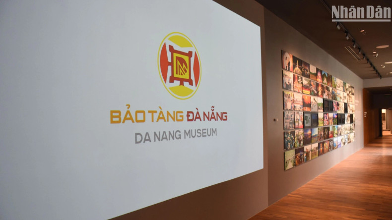 The modern exhibition space of Da Nang Museum consists of four main exhibition areas including the Permanent Exhibition, the History of Da Nang's nature and people, History of Da Nang's urban development and Culture. (Photo: ANH DAO) The modern exhibition space of Da Nang Museum consists of four main exhibition areas including the Permanent Exhibition, the History of Da Nang's nature and people, History of Da Nang's urban development and Culture. (Photo: ANH DAO)