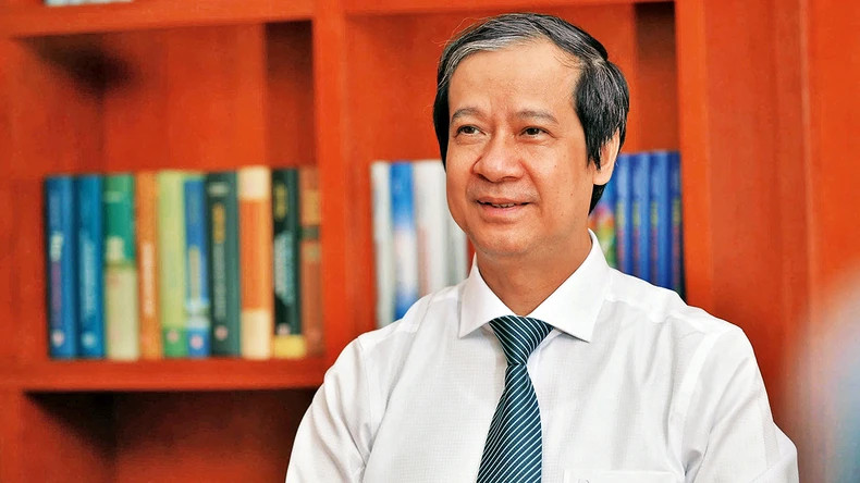 Nguyen Kim Son, Member of the Party Central Committee, Minister of Education and Training