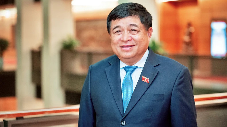 Nguyen Chi Dung, Member of the Party Central Committee, Minister of Planning and Investment