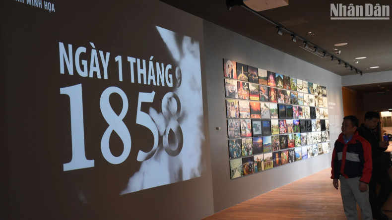 Historical film about Da Nang with each of the most important milestones. (Photo: ANH DAO) Historical film about Da Nang with each of the most important milestones. (Photo: ANH DAO)