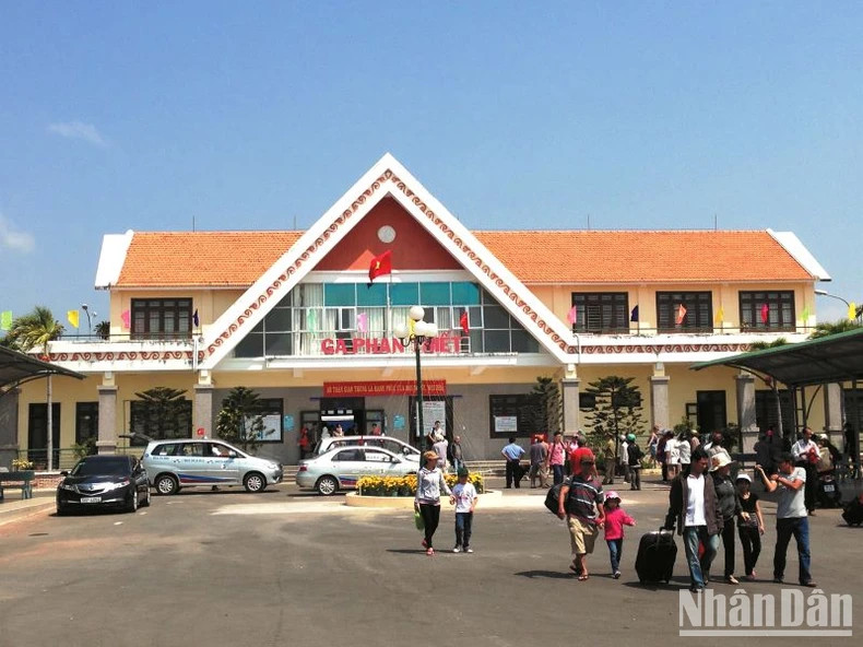 Phan Thiet Station (Binh Thuan). Phan Thiet Station (Binh Thuan).