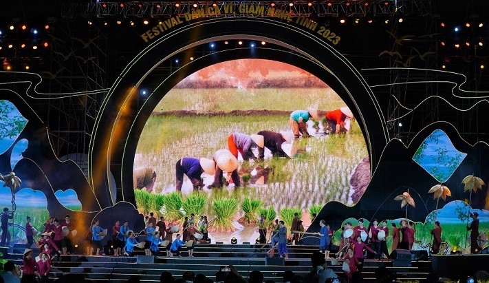 Nghe Tinh Vi - Giam Folk Song Festival 2023 opens ảnh 1 Nghe Tinh Vi - Giam Folk Song Festival 2023 opens ảnh 1