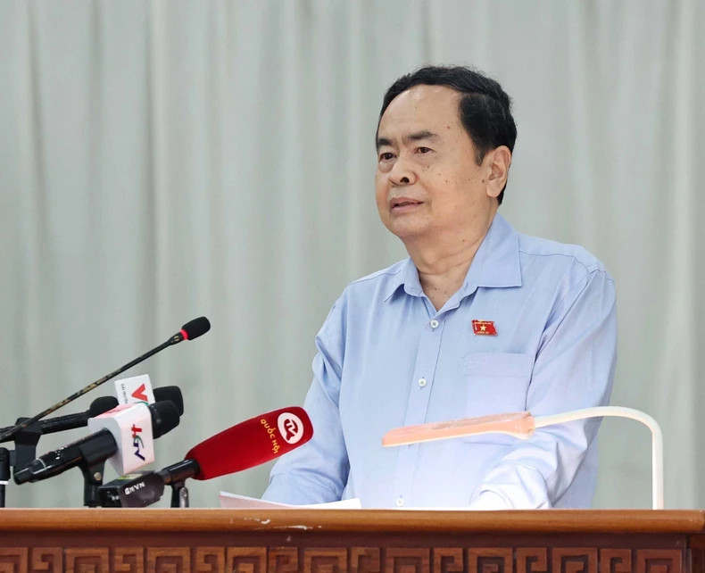 National Assembly Chairman Tran Thanh Man announces the content of the 15th National Assembly's eighth session and answers voters' opinions.