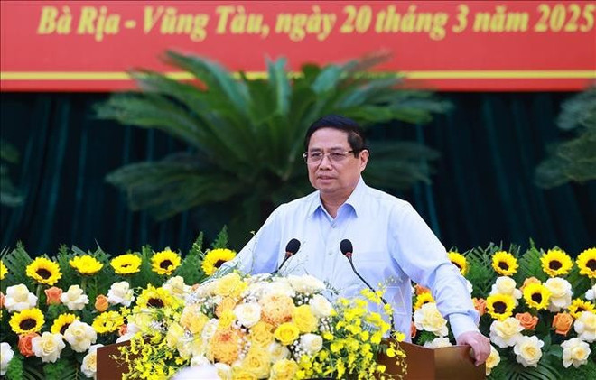 Prime Minister Pham Minh Chinh requested Ho Chi Minh City and the southern provinces of Ba Ria – Vung Tau and Binh Duong to promptly addressing concerns and recommendations to concretise and swiftly translate the Party’s policies and guidelines into practice. (Photo: VNA)