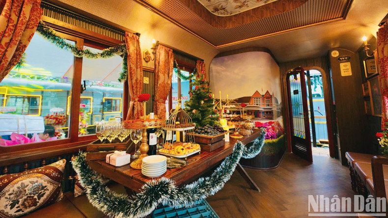 The train’s carriages boast a luxurious and sophisticated design that combines Indochinese and French styles, with technical upgrades for enhanced comfort.