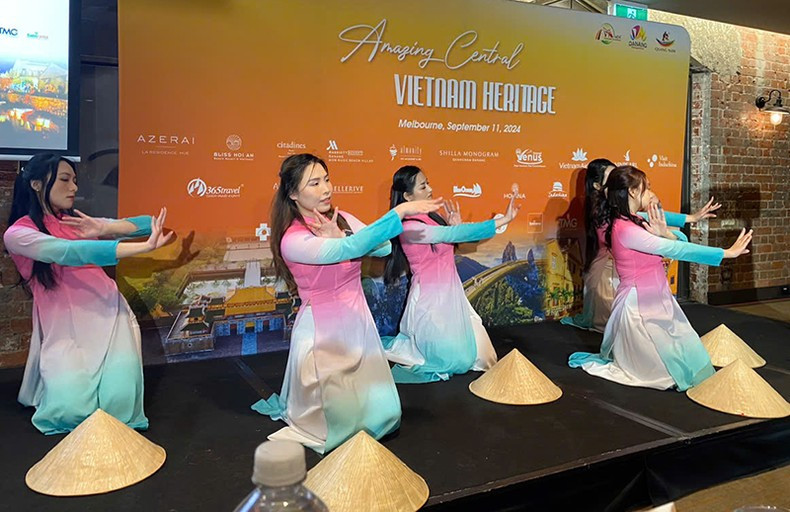 An art performance at the programme