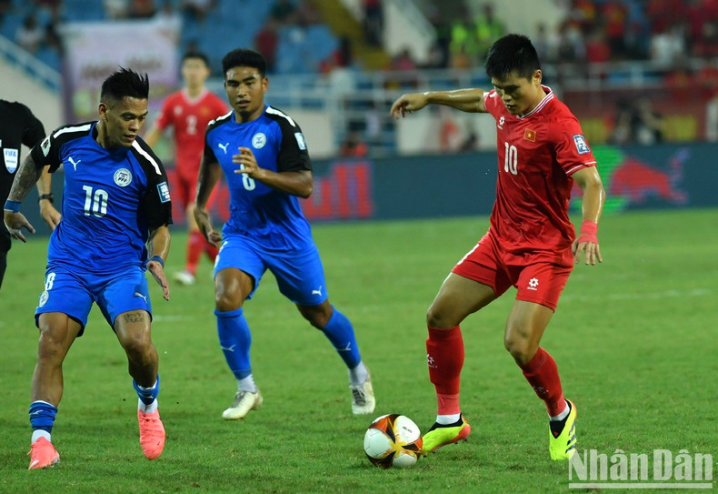 In the 62nd minute, Patrick Reichelt beat Vietnam's defence and slotted the ball past goalkeeper Dang Van Lam at the near post. In the 62nd minute, Patrick Reichelt beat Vietnam's defence and slotted the ball past goalkeeper Dang Van Lam at the near post.