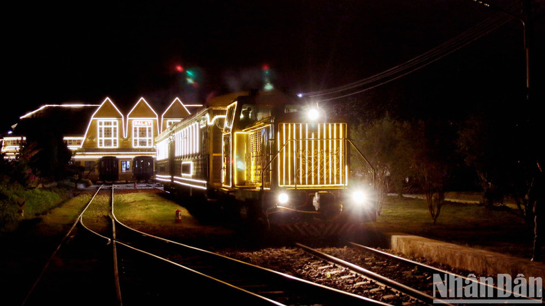 He called for closer coordination between Da Lat City and the railway sector to create more attractive railway experience for passengers.