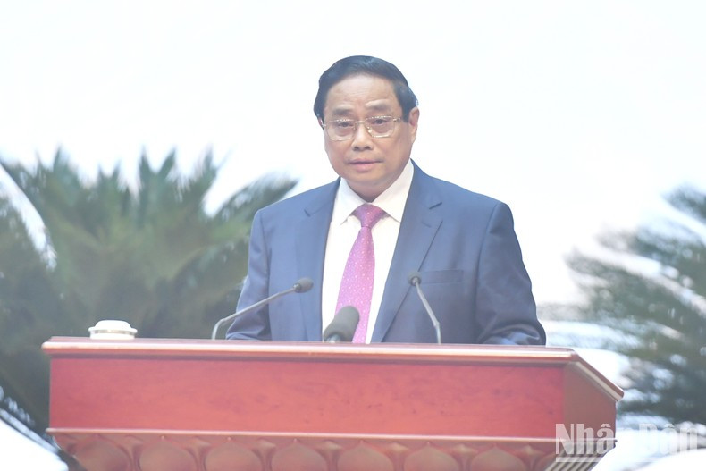 Prime Minsiter Pham Minh Chinh speaking at the meeting Prime Minsiter Pham Minh Chinh speaking at the meeting