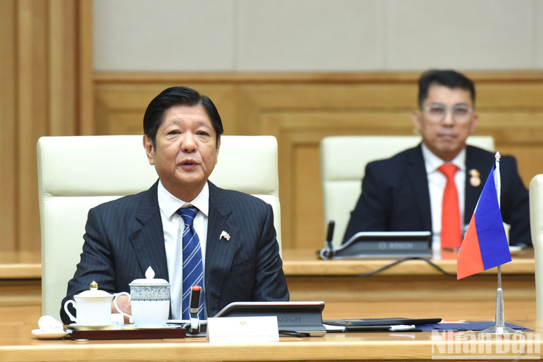 Philippine Ferdinand Romualdez Marcos Jr. speaking at the talks.