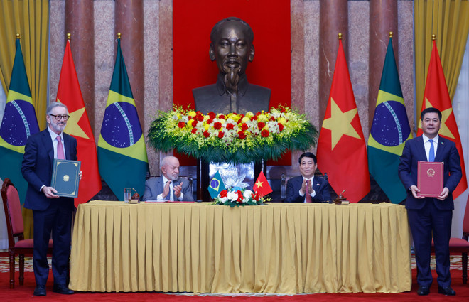 Vietnamese, Brazilian Presidents meet with the press ảnh 2 Vietnamese, Brazilian Presidents meet with the press ảnh 2