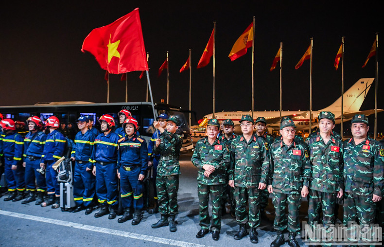 After completing their mission over 10 days, the soldiers returned home with a sense of joy and accomplishment. After completing their mission over 10 days, the soldiers returned home with a sense of joy and accomplishment.