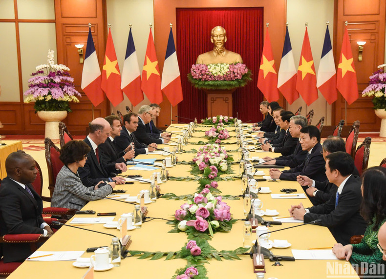 An overview of the reception An overview of the reception