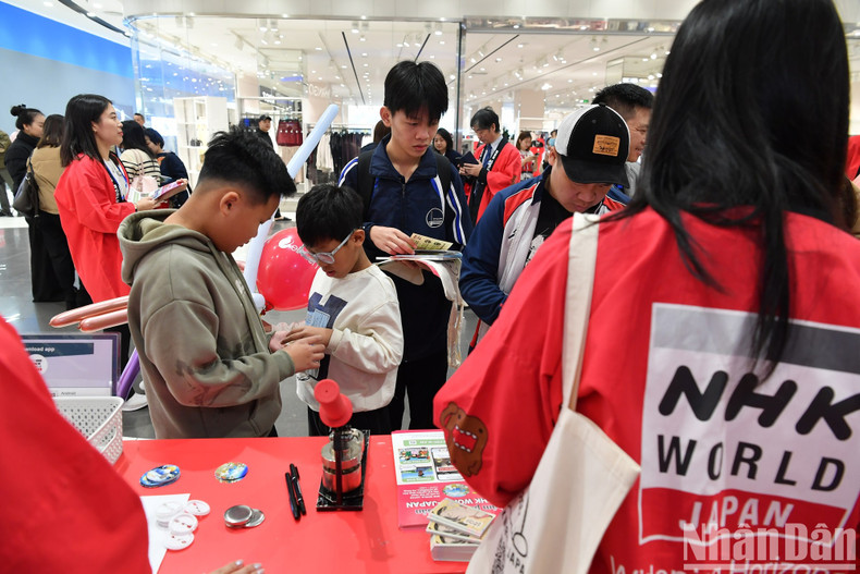 The company aims to provide the world with domestic and international information on Japanese culture and lifestyle as well as to promote cultural exchange and friendship.