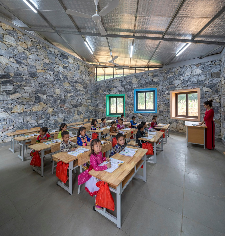 A class at Tham Luong School, Du Gia Commune, Yen Minh District, Ha Giang Province (Photo: Archdaily)