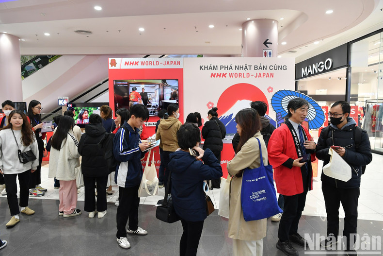 NHK currently has four domestic television channels and three radio channels.